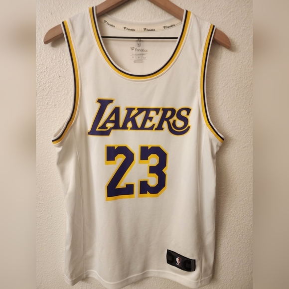 NBA Los Angeles Lakers LeBron James #23 Jersey Mens Sz Small - Picture 1 of 7